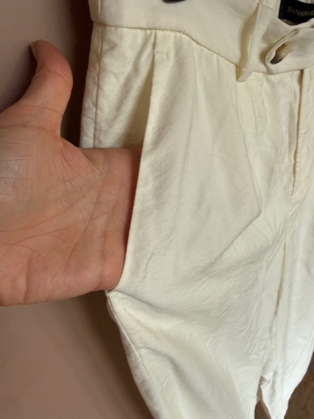 Banana Republic Pleated White Wide-Leg High-Waist Trousers - Picture 3 of 7
